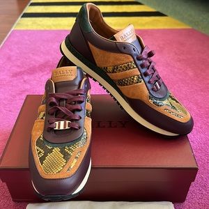 BALLY low cut leather sneaker, Women size 40.5/ US size 10 Ayers snake